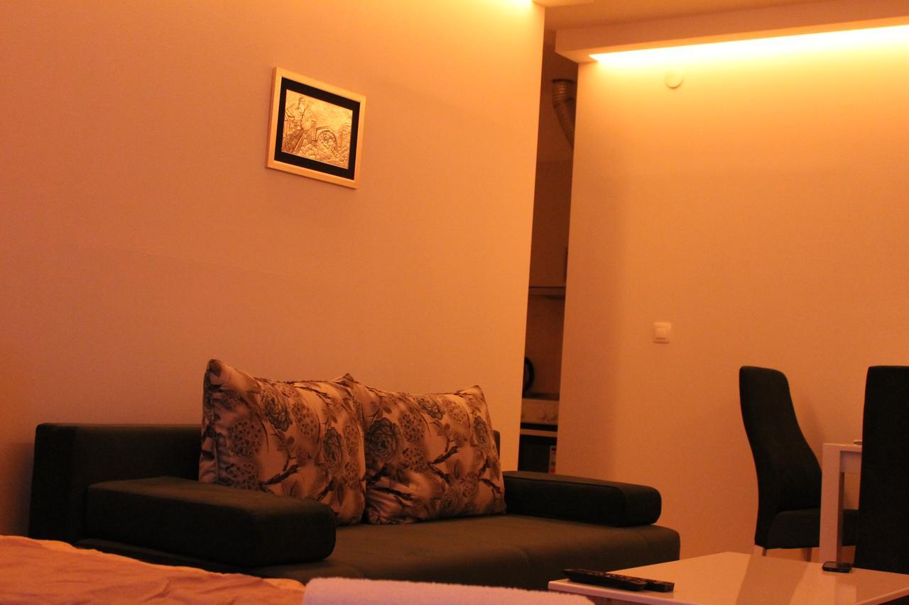 "E&S" Apartment Мостар Екстериор снимка