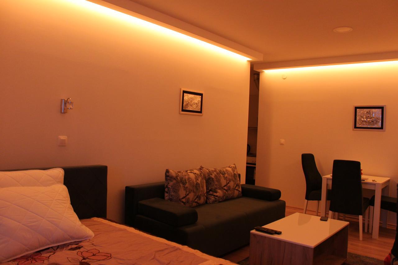 "E&S" Apartment Мостар Екстериор снимка